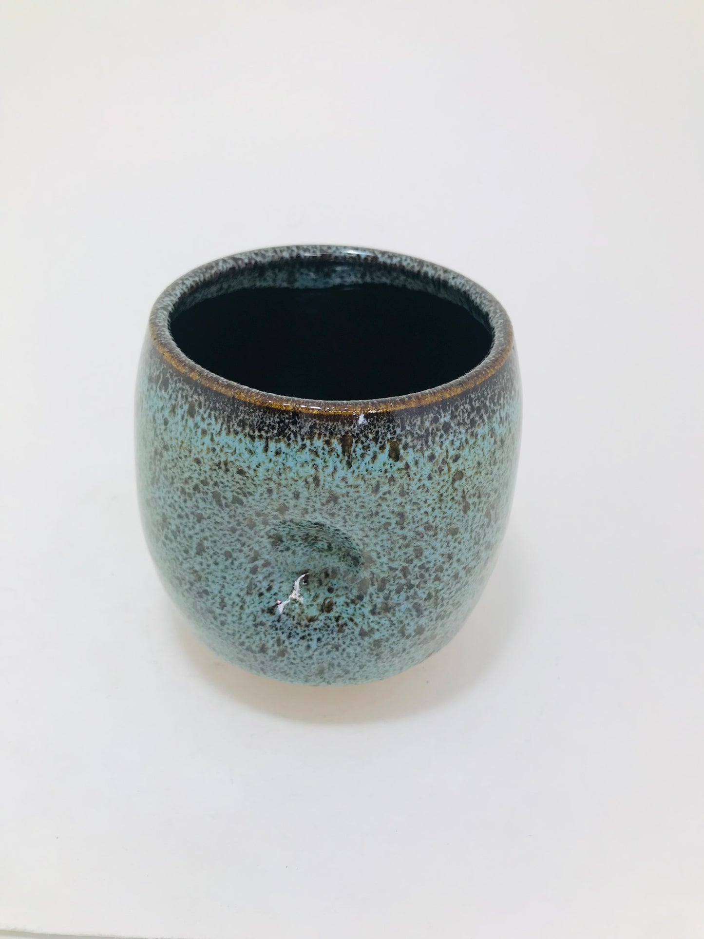 Thumb Cup #119