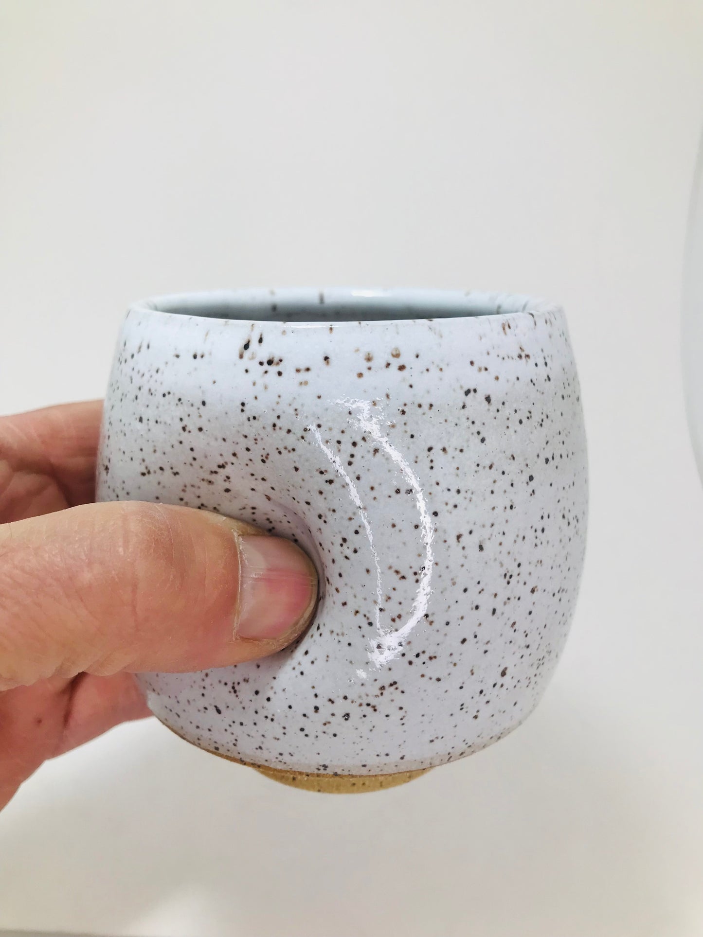 Thumb Cup #130