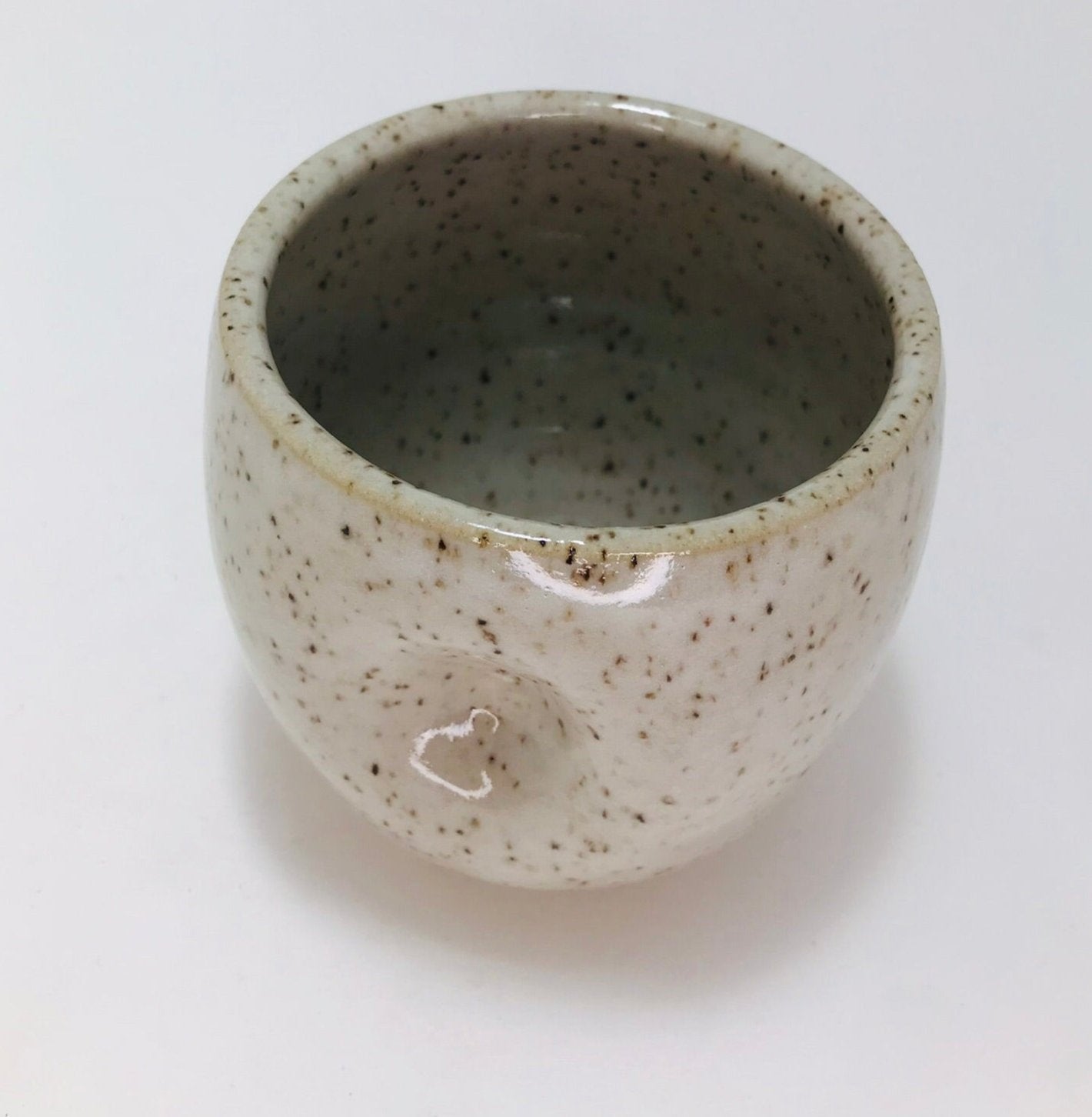 White/Speckled Thumb Cup #31