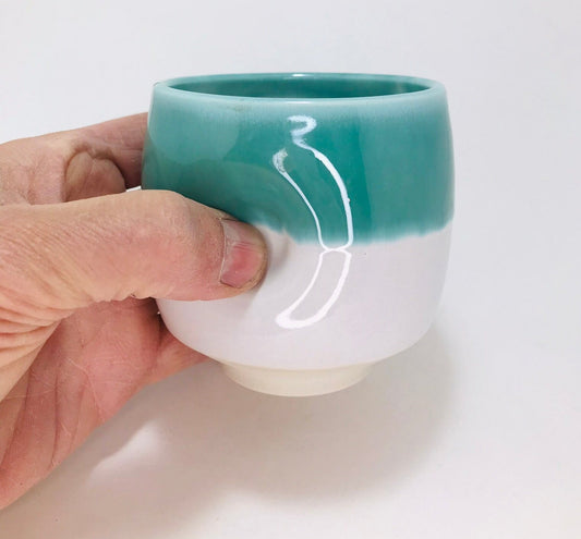 White/green Thumb Cup #20